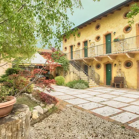 Alloggio per agriturismo Revena