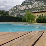 雷维纳农庄酒店 Brentino Belluno
